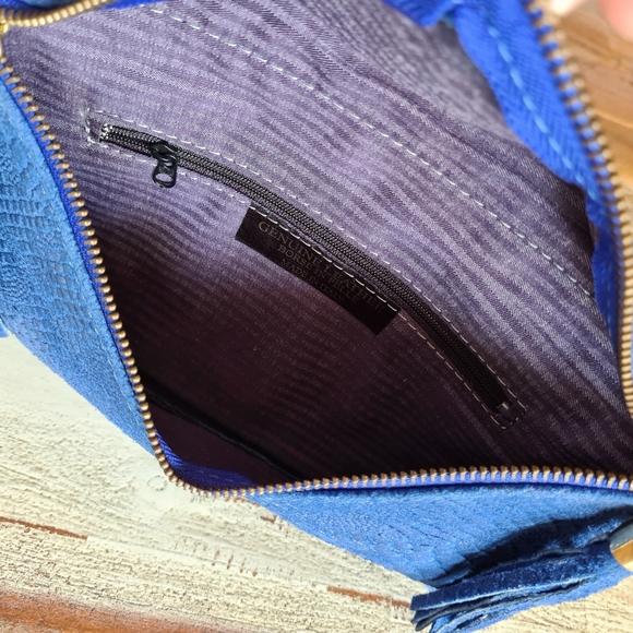 Blue Leather Textured Crossbody Bag - Picture 8 of 11